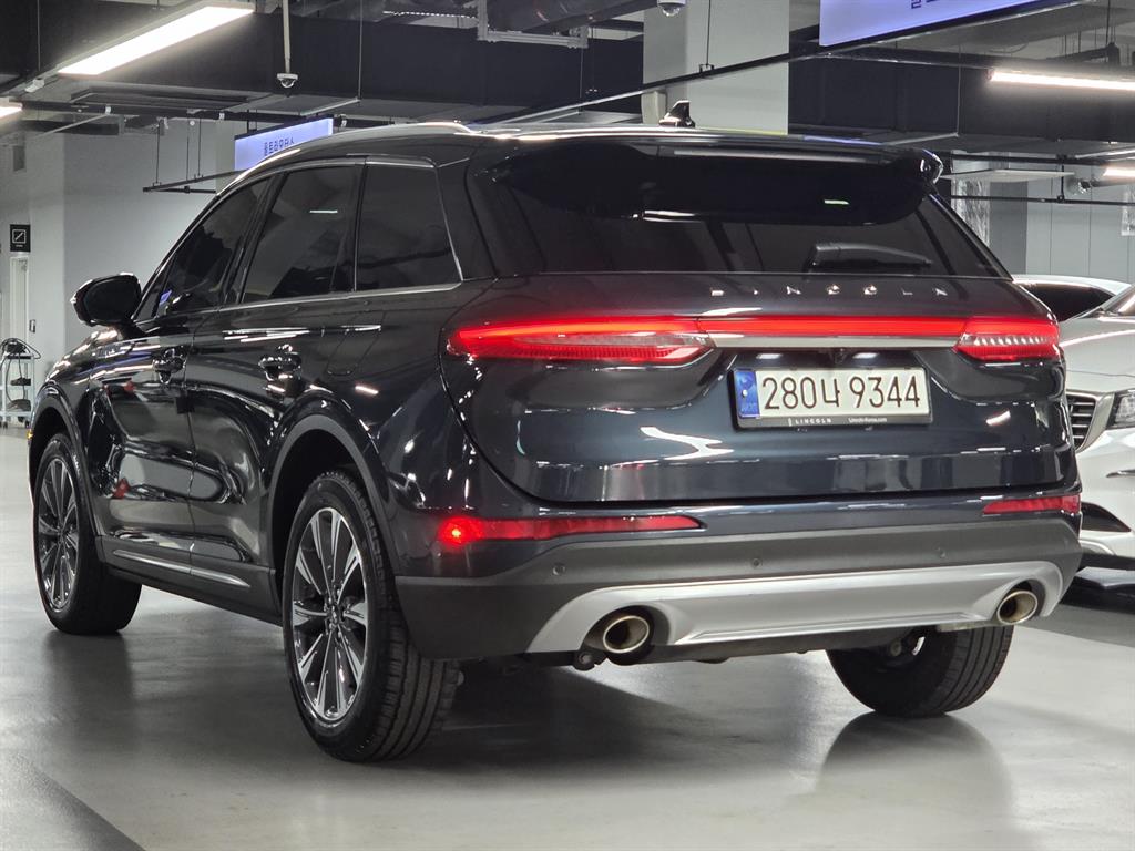 Lincoln Corsair - Vista 6