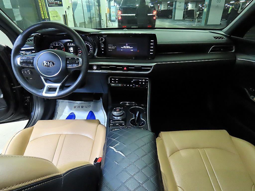 KIA K5 - Vista 10