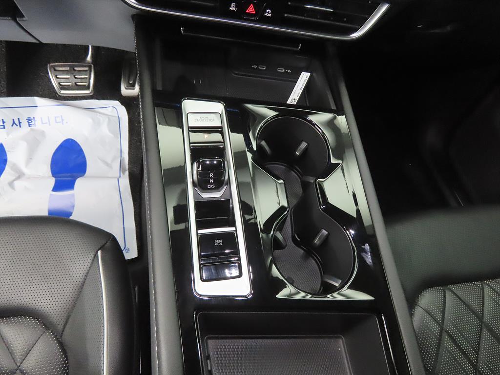Volkswagen Atlas - Vista 11
