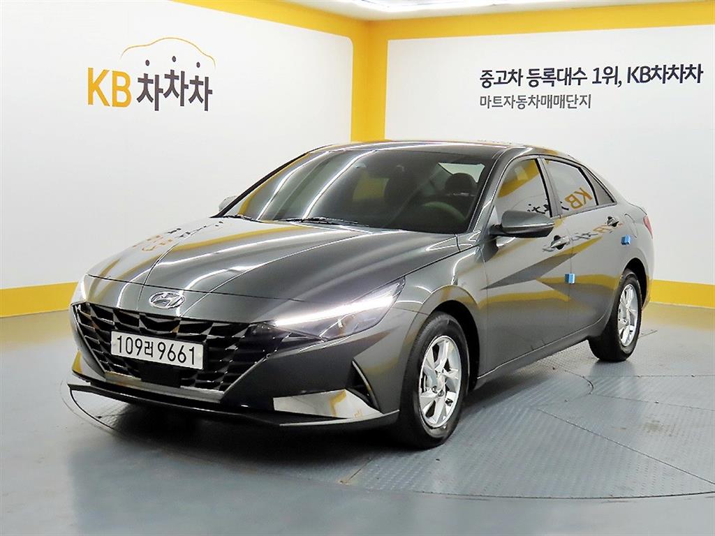 HYUNDAI Avante - Vista 2