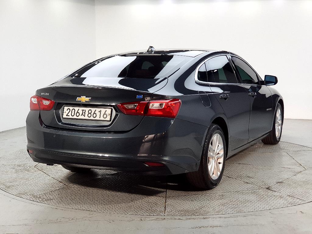 Chevrolet Malibu - Vista 3