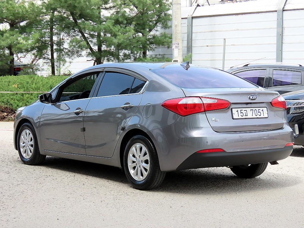 KIA K3 - Vista 3