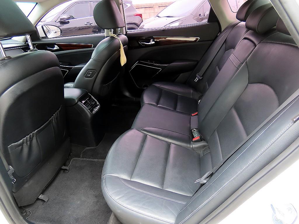 KIA K7 - Vista 6