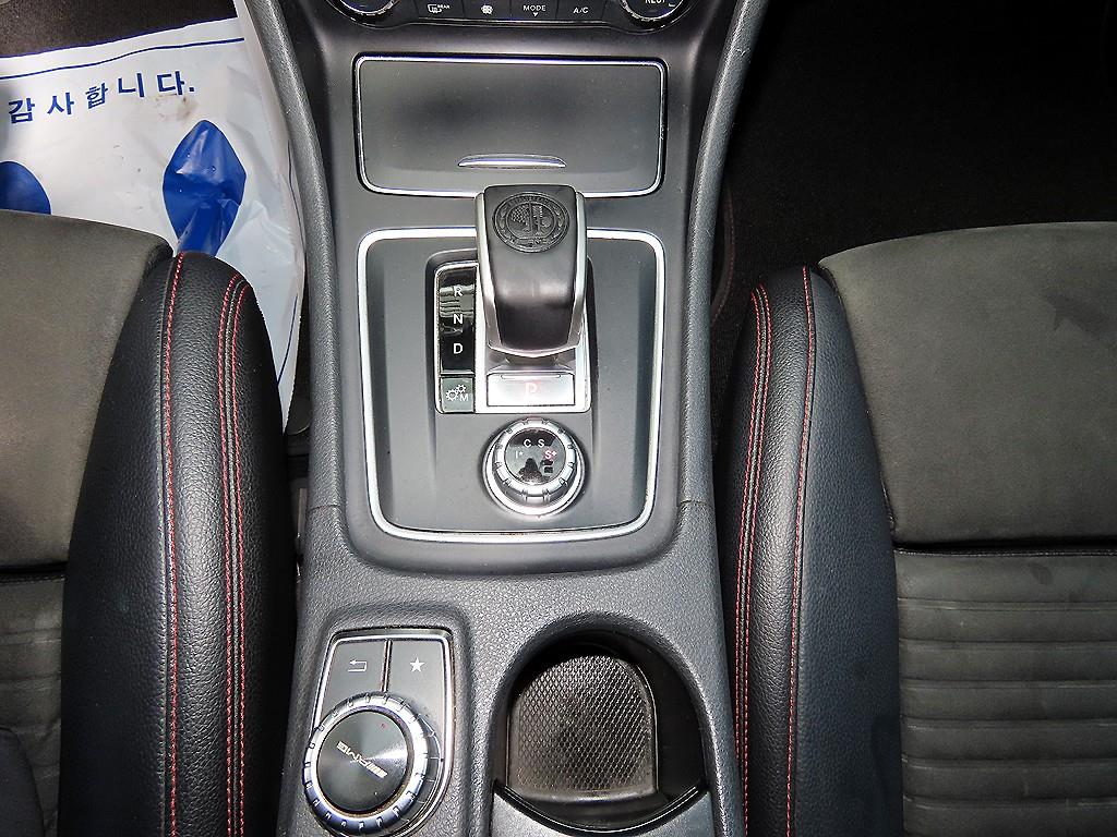Mercedes Benz A Class - Vista 10
