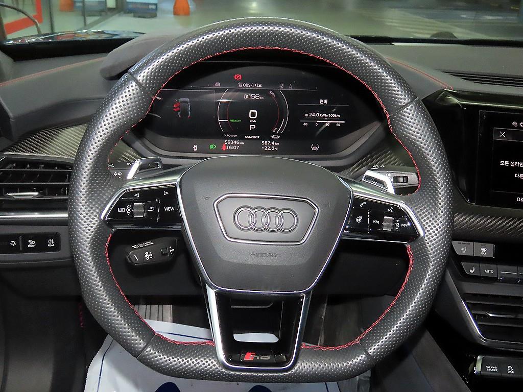 Audi RS e-tron GT - Vista 8