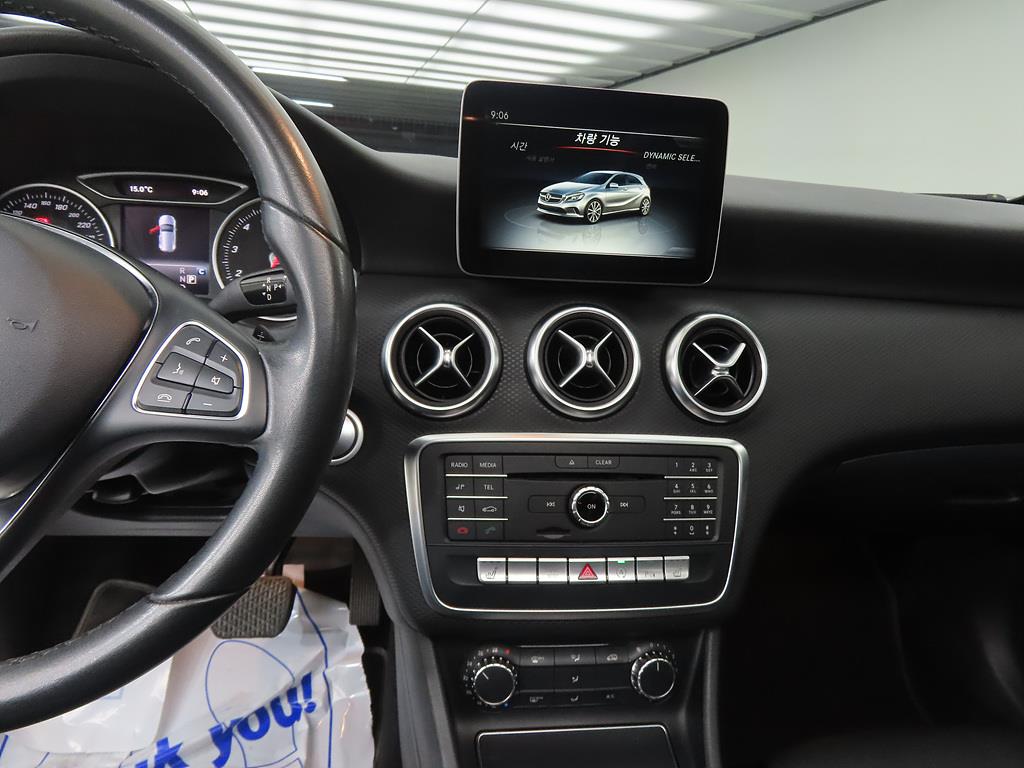 Mercedes Benz A Class - Vista 10