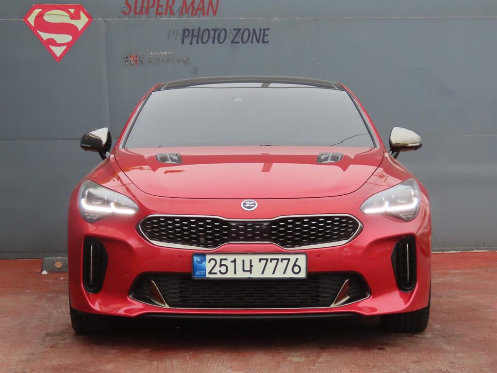 KIA Stinger - Vista 3