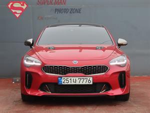 KIA Stinger - Vista 4