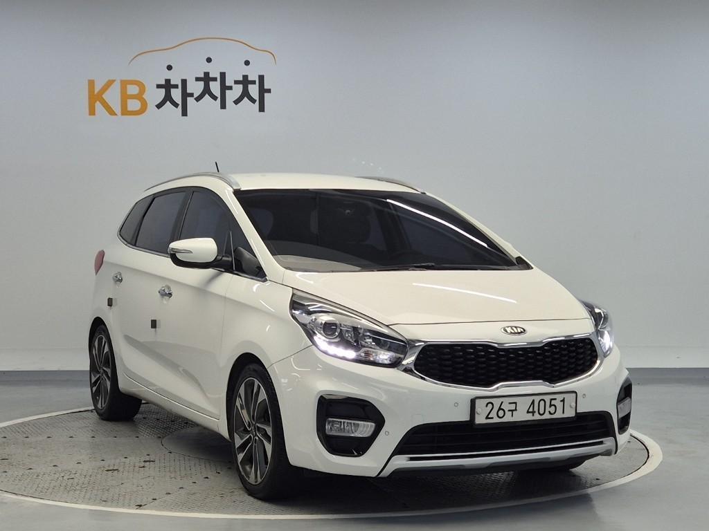 KIA Carens - Vista 2