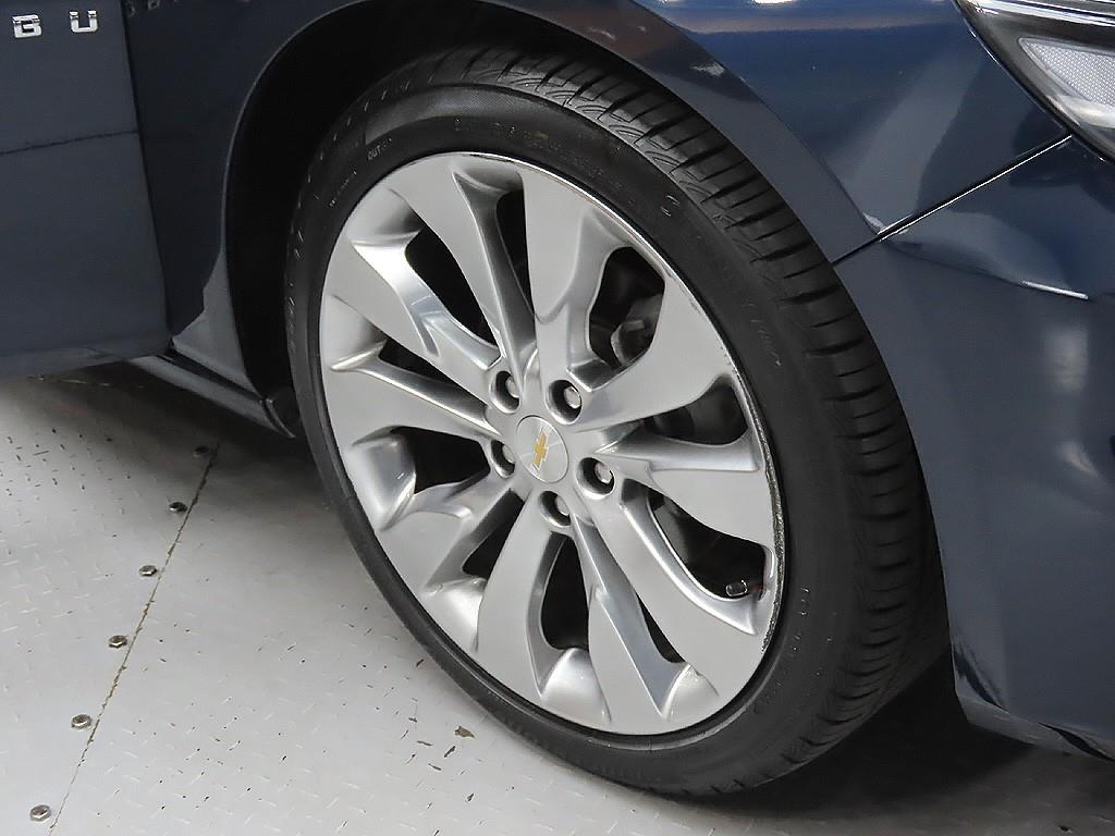 Chevrolet Malibu - Vista 9