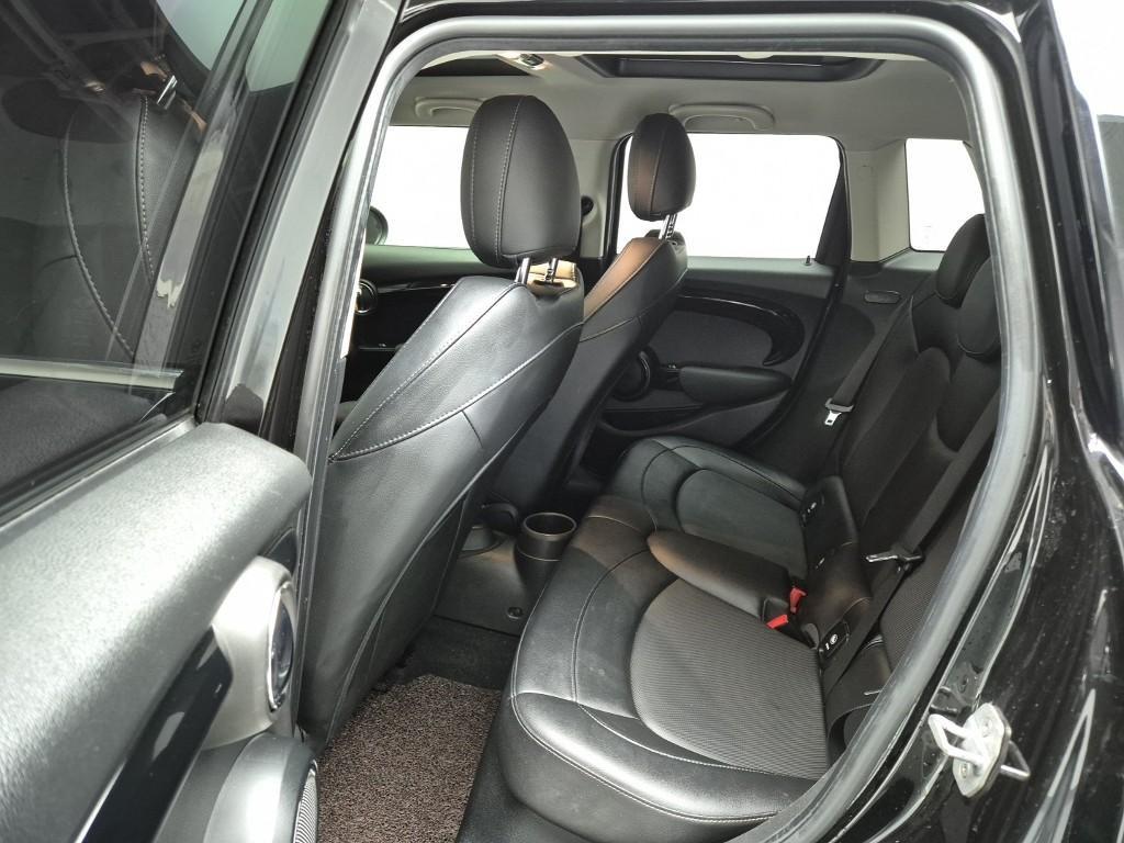 Mini Cooper - Vista 10