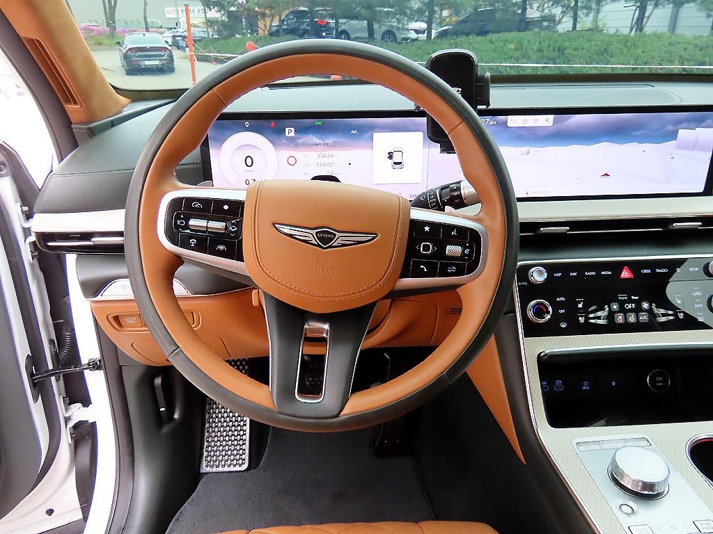 Genesis GV80 - Vista 8