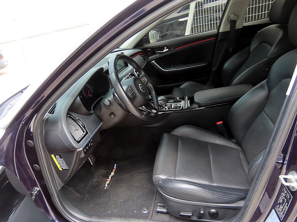 KIA Stinger - Vista 5