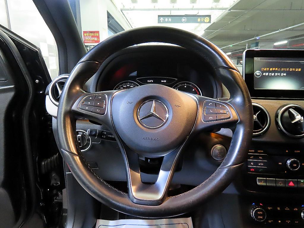 Mercedes Benz B Class (MY B) - Vista 8