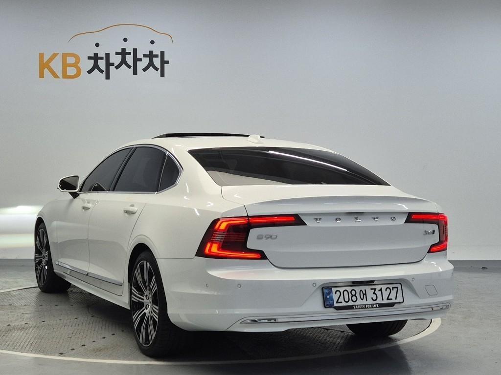Volvo S90 - Vista 2
