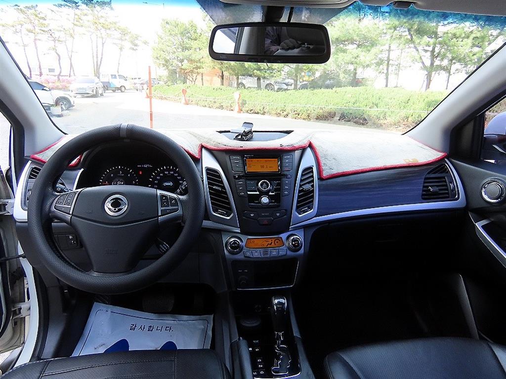 Ssangyong Korando - Vista 7