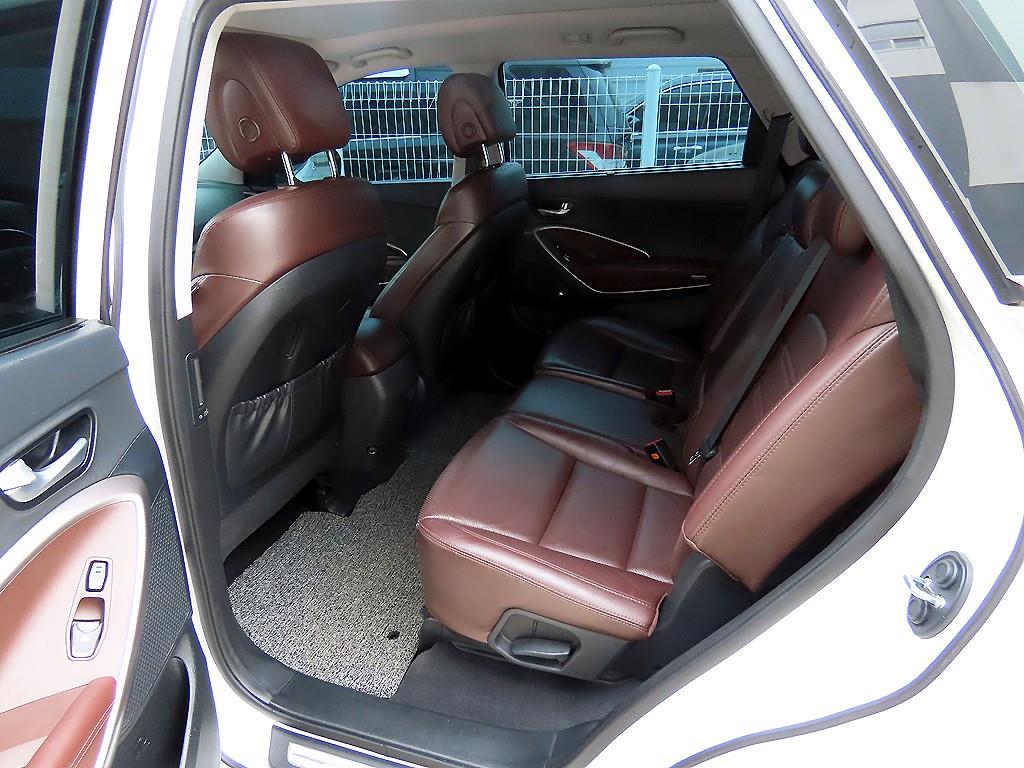 HYUNDAI Maxcruz - Vista 6