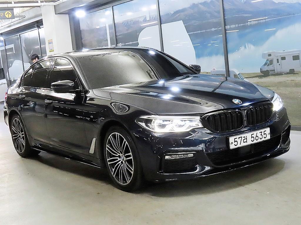 BMW 5 Series 2018 Negro - Importación desde Corea - HF Imports Iquique - Foto 1