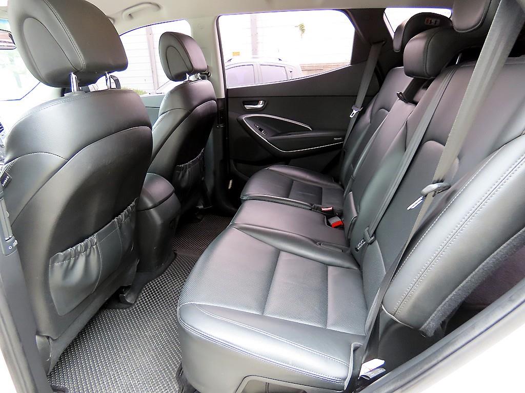 HYUNDAI Santa Fe - Vista 6
