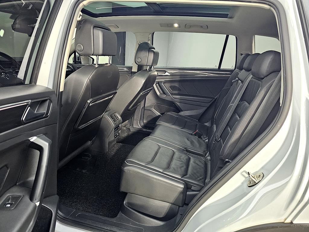 Volkswagen Tiguan - Vista 9