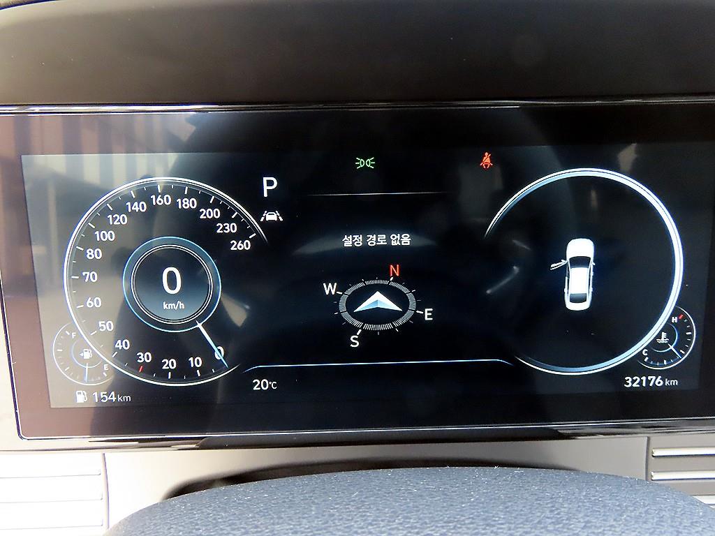 HYUNDAI Grandeur - Vista 10