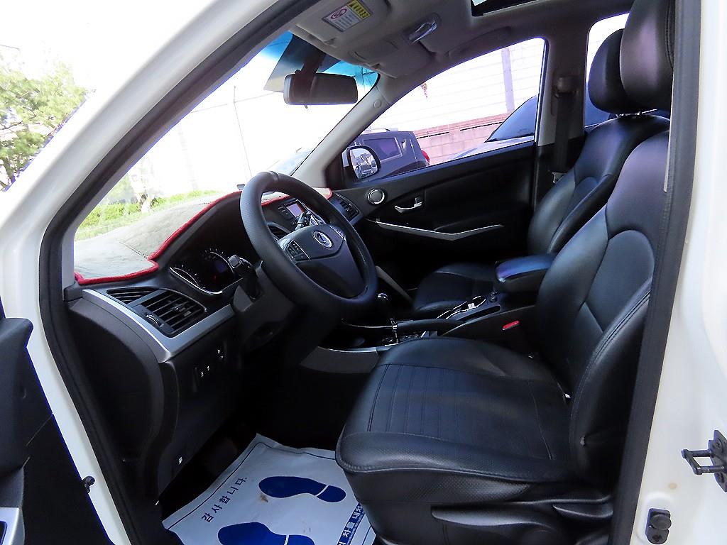 Ssangyong Korando - Vista 5