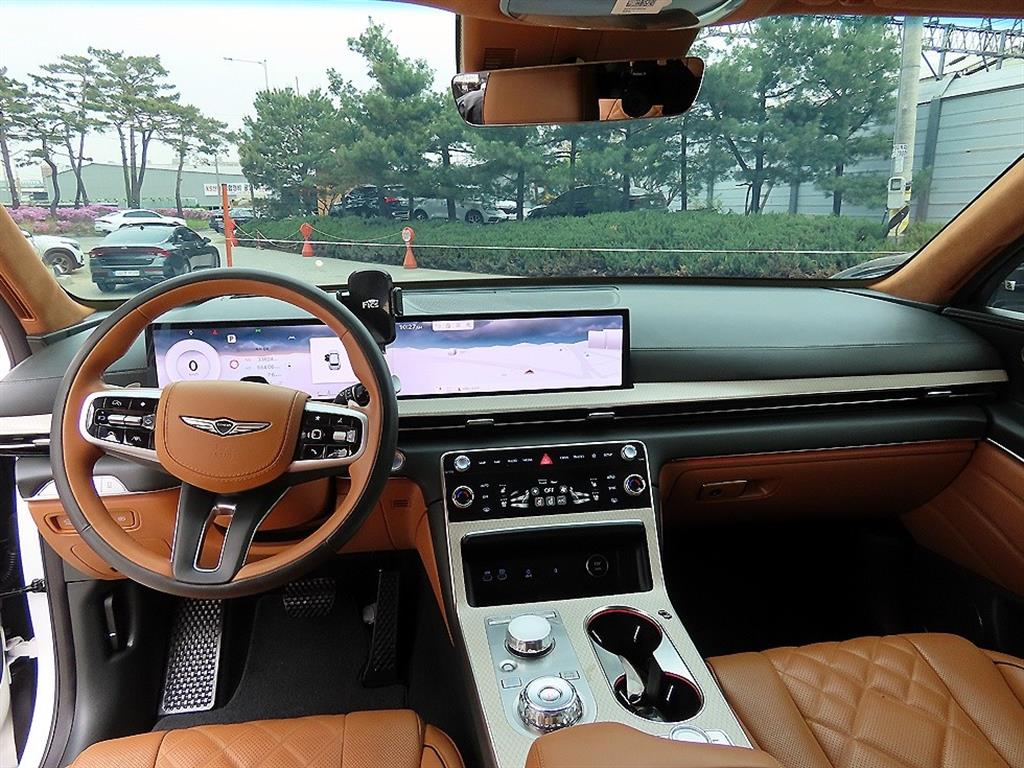 Genesis GV80 - Vista 7