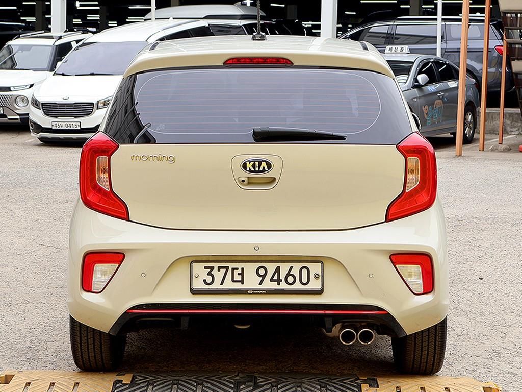 KIA Morning - Vista 5