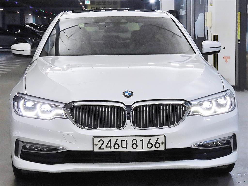 BMW 5 Series - Vista 2
