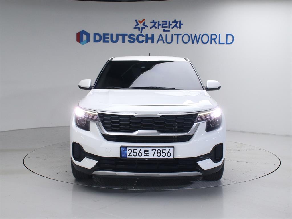 KIA Seltos - Vista 3