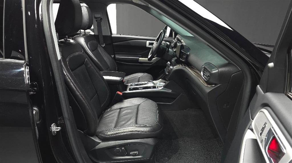 Ford Explorer - Vista 10
