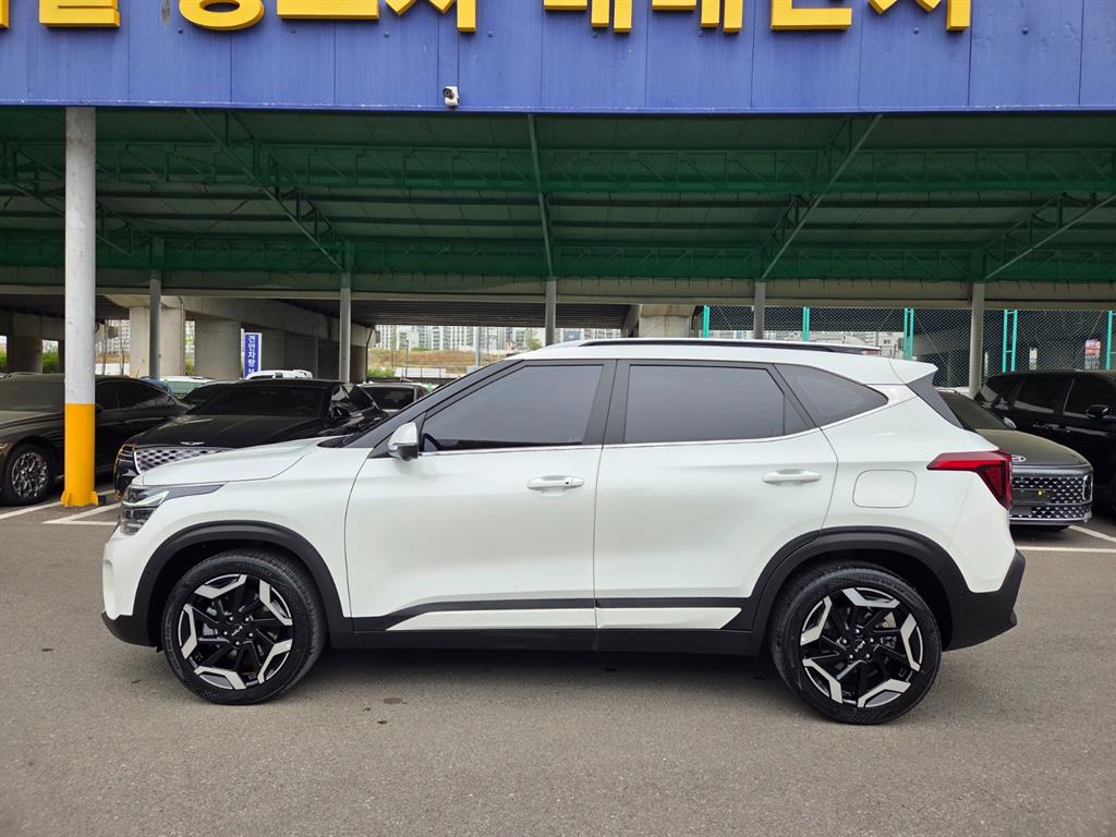 KIA Seltos - Vista 7