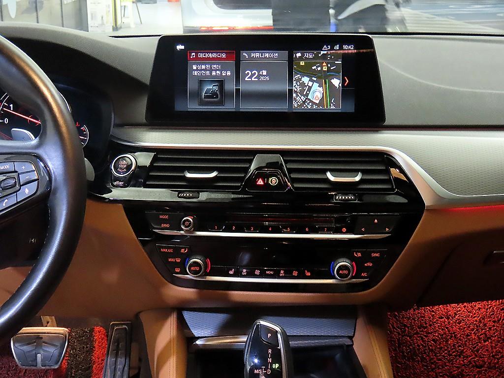 BMW 5 Series - Vista 11