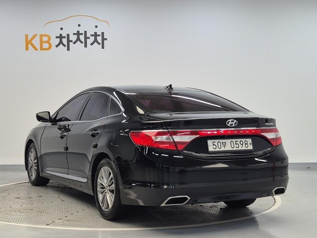 HYUNDAI Grandeur - Vista 4