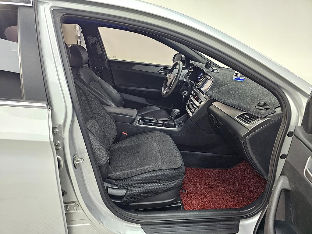 HYUNDAI Sonata - Vista 11