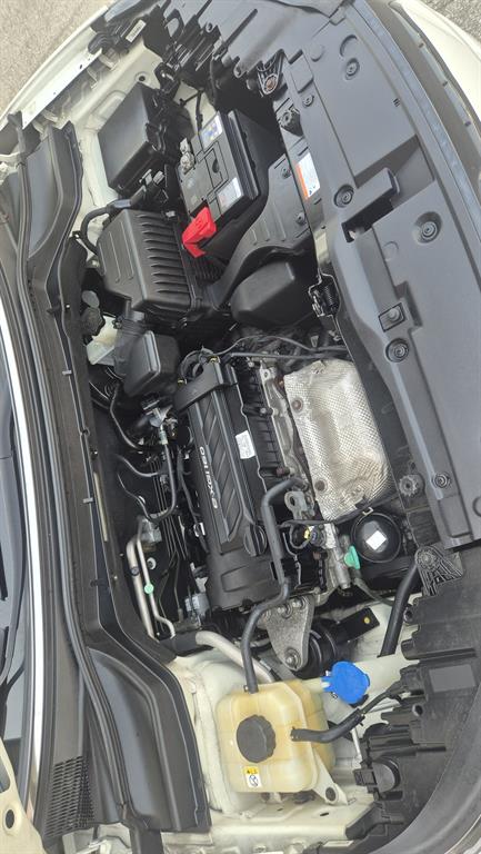 Ssangyong Tivoli 2015 Blanco - Importación desde Corea - HF Imports Iquique - Foto 17