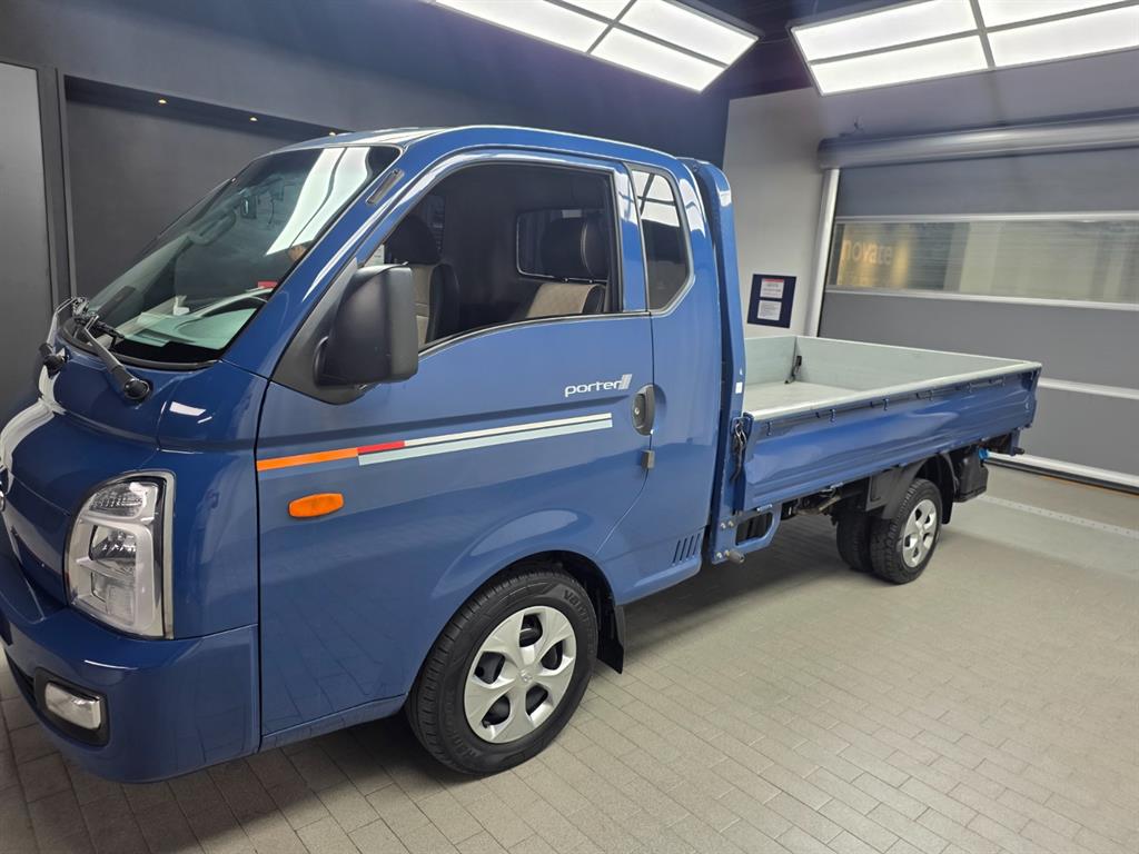 Small Truck Cargo (small) - Vista 2