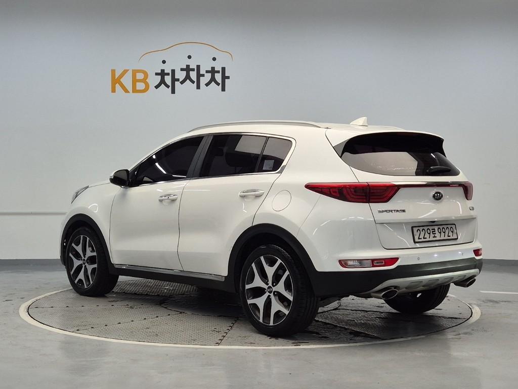 KIA Sportage - Vista 2