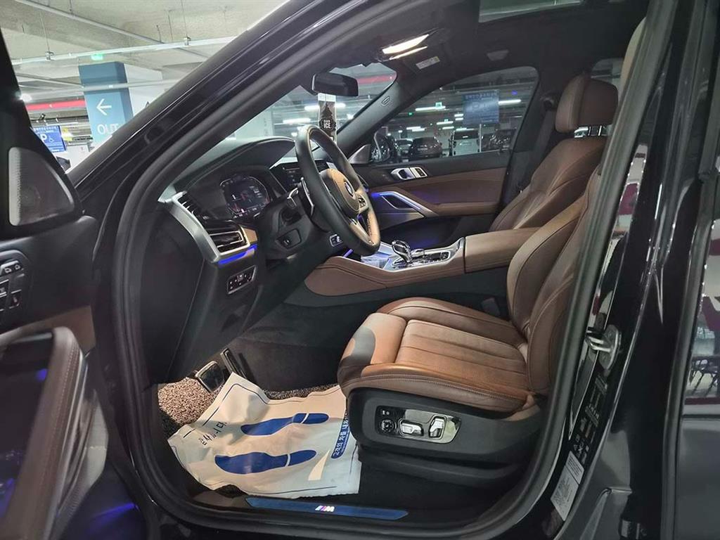 BMW X6 - Vista 6