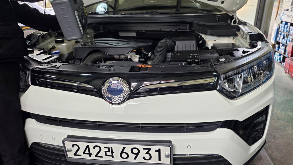 Ssangyong Tivoli 2020 Blanco - Importación desde Corea - HF Imports Iquique - Foto 18