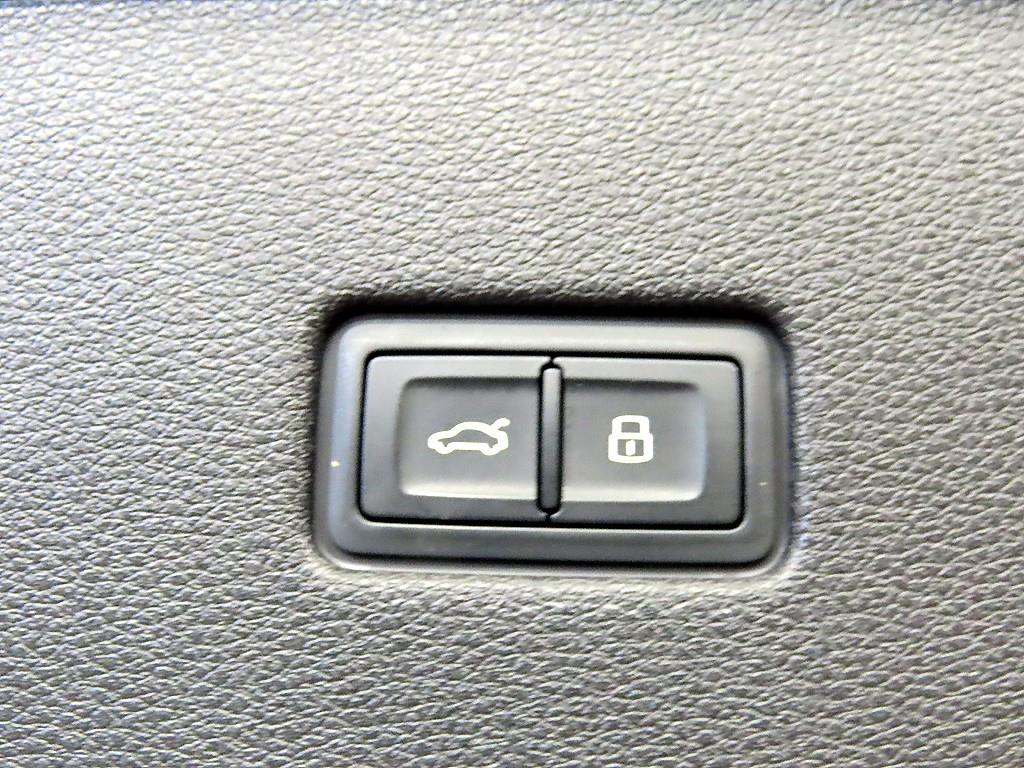 Audi Q8 2021 Negro - Importación desde Corea - HF Imports Iquique - Foto 15