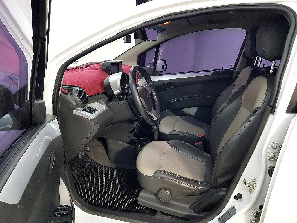 Chevrolet Spark - Vista 8