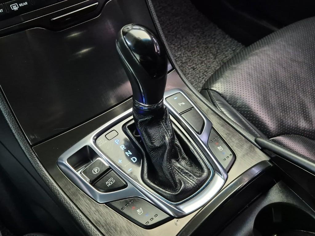 HYUNDAI Grandeur 2017 Negro - Importación desde Corea - HF Imports Iquique - Foto 15