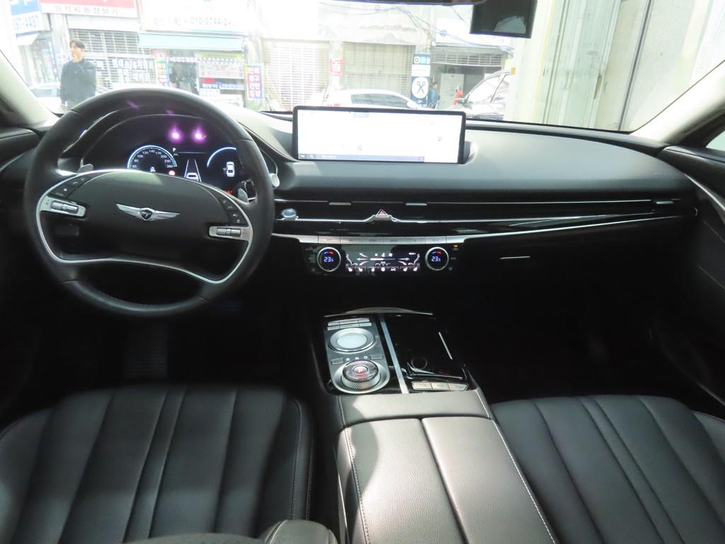 Genesis G80 - Vista 7