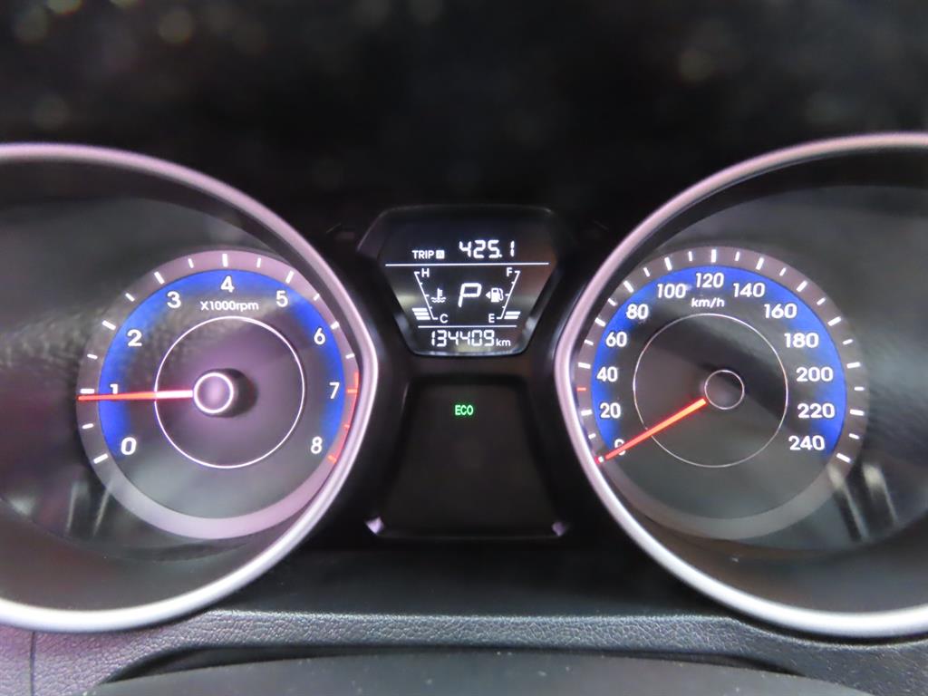 HYUNDAI Avante 2014 Plateado - Importación desde Corea - HF Imports Iquique - Foto 8