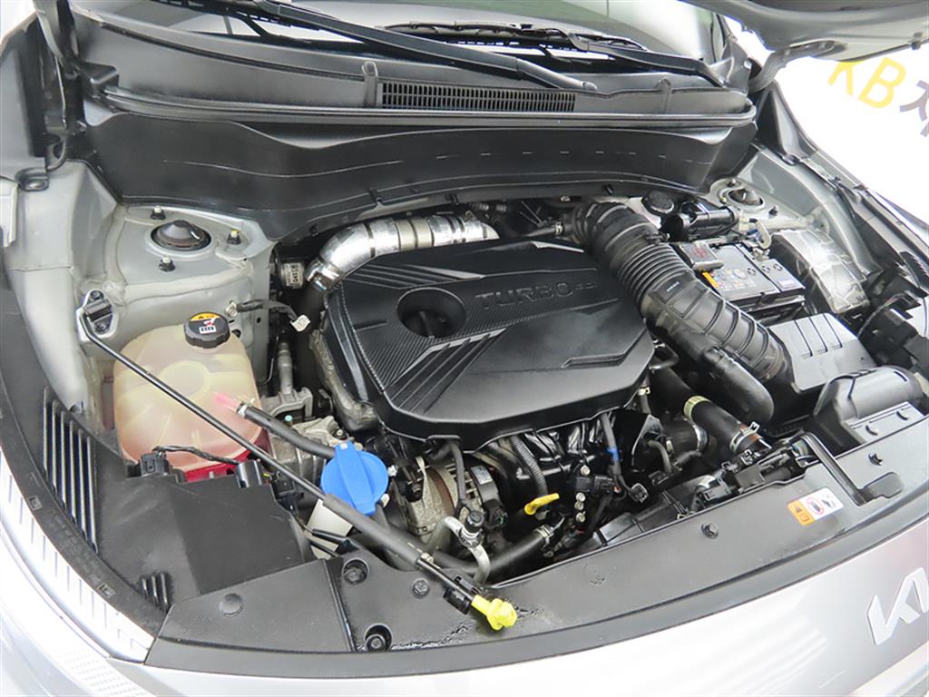 KIA Seltos 2022 Gris - Importación desde Corea - HF Imports Iquique - Foto 19