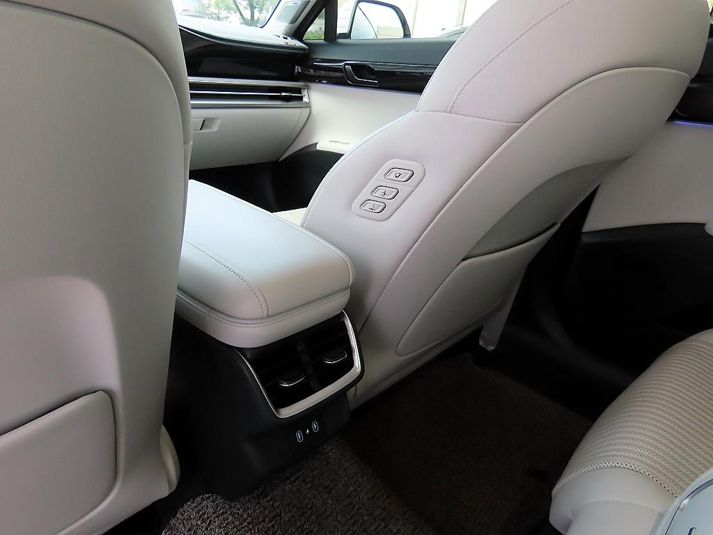 HYUNDAI Grandeur 2023 Blanco - Importación desde Corea - HF Imports Iquique - Foto 15