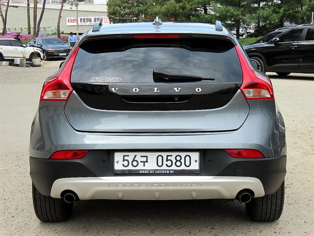 Volvo V40 - Vista 4