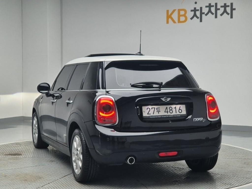 Mini Cooper - Vista 2