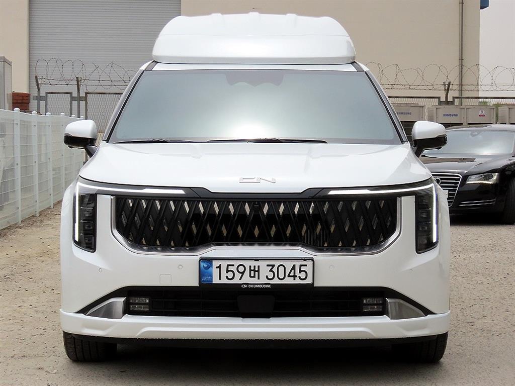 KIA Carnival 2025 Blanco - Importación desde Corea - HF Imports Iquique - Foto 1